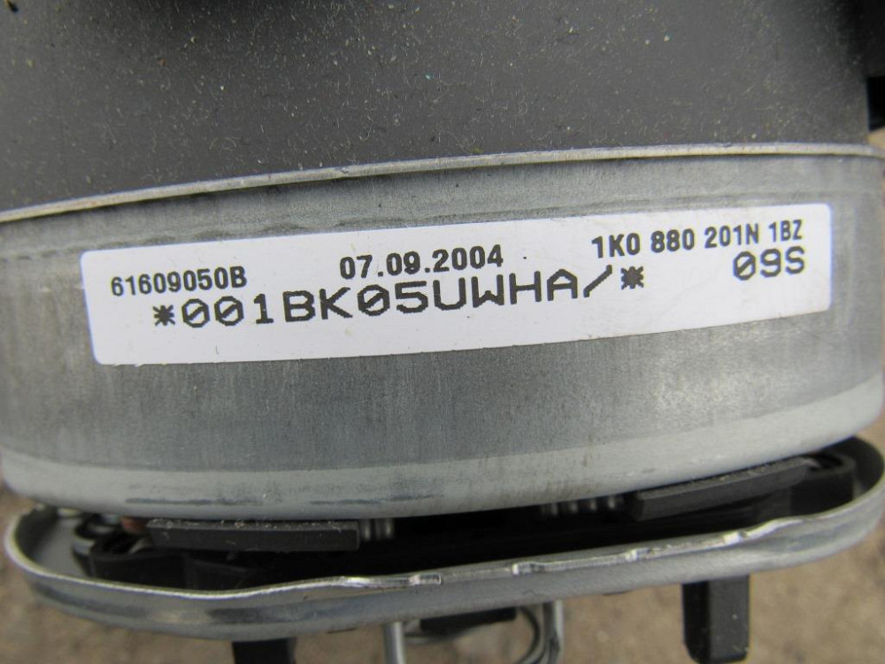 Подушка безпеки водія AirBag Volkswagen Golf 5 2003-2008 (1K0880201N) Ковель - фото 2