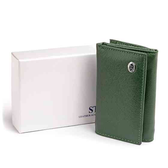Горизонтальне портмоне зі шкіри унісекс на магніті Зелене (ST Leather) Київ