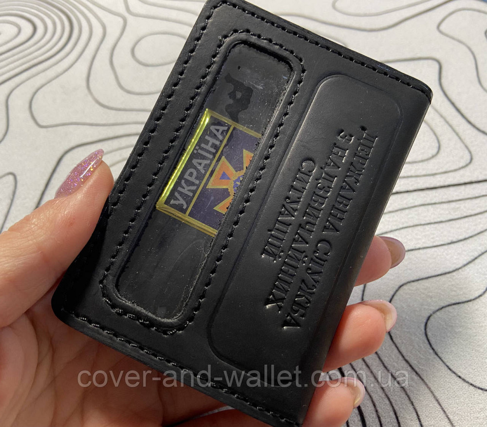 Обкладинка ДСНС із пластиковим шевроном із вінтажної шкіри чорного кольору P_Leather Київ - фото 2