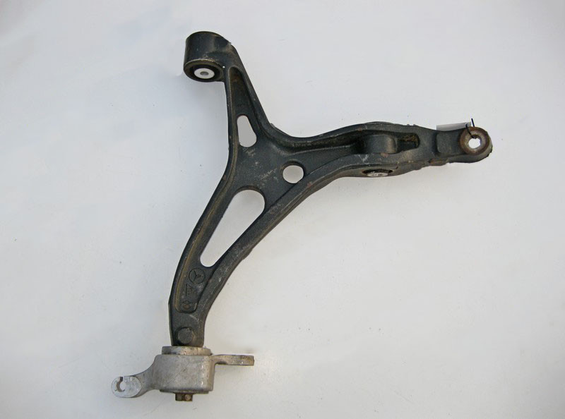 Mercedes-Benz  A2513302007 Передній нижній правий важіль R-Class W251 Одесса - изображение 1