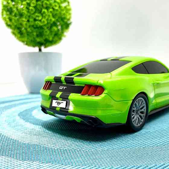 Машина Ford Mustang з гумовими колесами на радіокеруванні 1:20 Зелена (10487) Чернігів