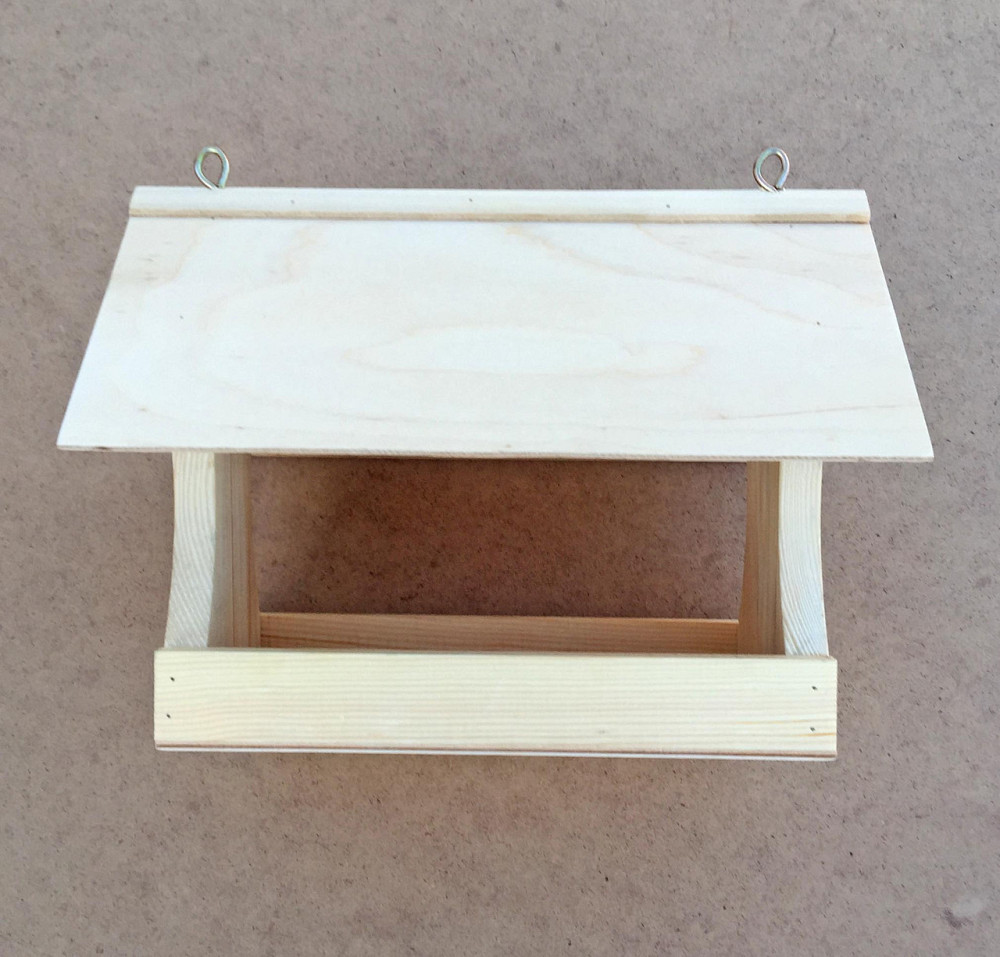 Кормушка садовая 