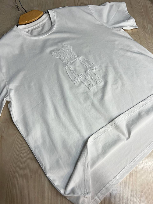 Футболка жіноча A-N 2396 оверсайз з ведмедиком та блискітками, білий, one size Київ - фото 12