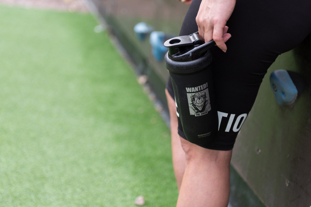 Шейкер спортивний SmartShake Reforce 900ml DC Joker Луцк - изображение 6