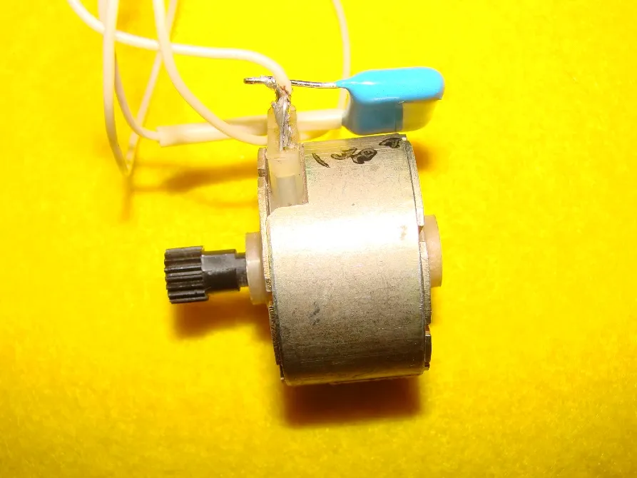 Электродвигатель Евуи.303.211.001-02 110В – 50Гц (220В) моторчик, микродвигатель Харьков - изображение 7