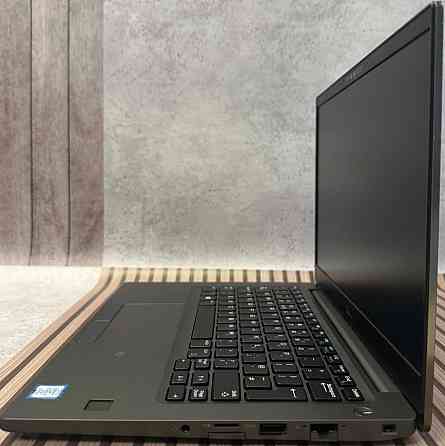 Ноутбук: Dell Latitude 7390. Киев