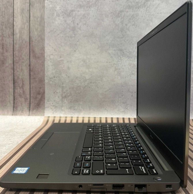 Ноутбук: Dell Latitude 7390. Киев - изображение 1