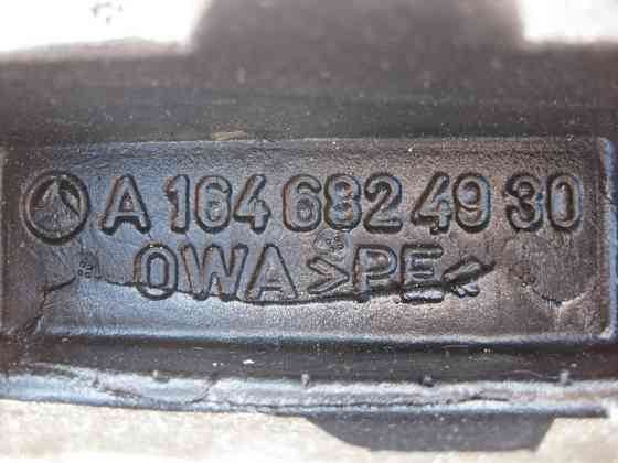 Mercedes-Benz  A1646824930 Шумоізоляція стійки "A" внизу зліва ML W164 GL X164 Одеса