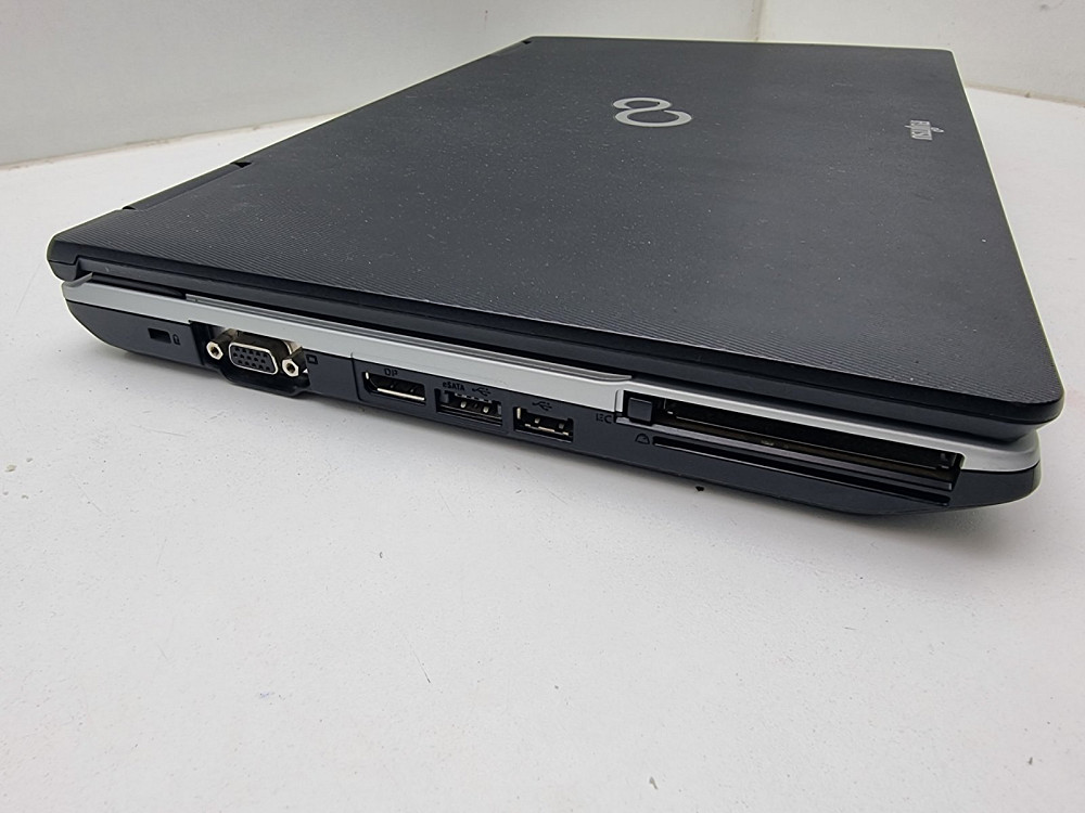 Ноутбук Fujitsu E751 i3-2310M\2+2\0\ АКБ+ (товар вживаний) Луцк - изображение 4