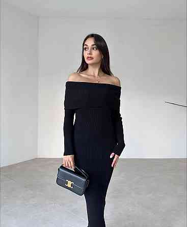 Жіноче привабливе плаття з відкритим плечем рубчик Чорний, 42/44 Одеса