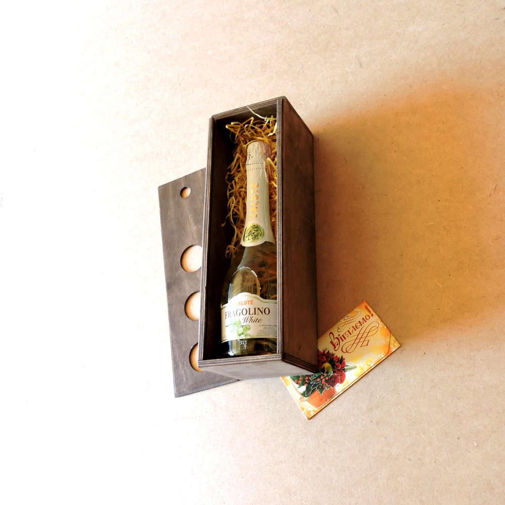 Подарочная коробка 