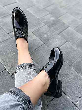 Виконт Туфлі жіночі VIKONT 70-47-42 чорні (весна-осінь, шкіра лакована) (4796) Коломия