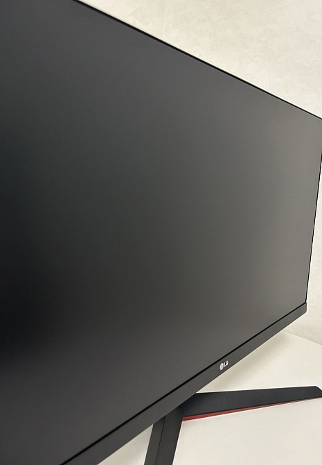 Монитор Игровой Безрамный: 24