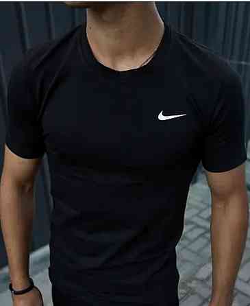 Продам оптом и в розницу футболки NIKE. Киев