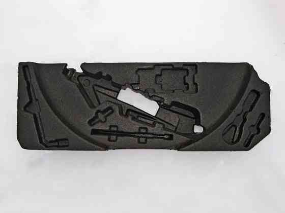 Mercedes-Benz  A1648990614 Пінопласт - органайзер для інструменту під докатку ML W164 Одеса