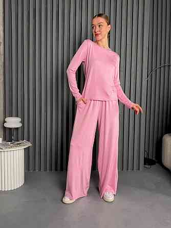 Женский базовый повседневный костюм из легкой вискозы Розовый Одесса