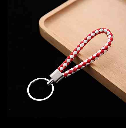 Брелок для ключів червоний + білий - довжина 12см Київ