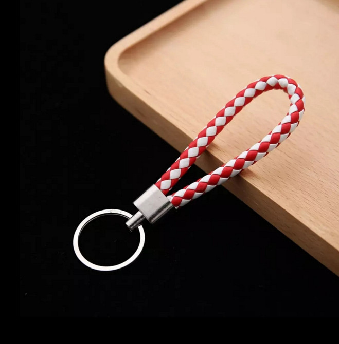Брелок для ключів червоний + білий - довжина 12см Київ - фото 1