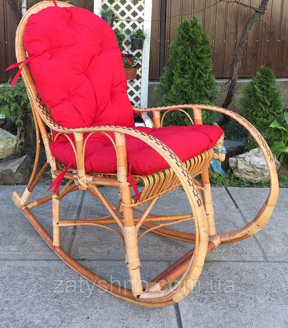 Крісло гойдалка плетена на подарунок | крісло-гойдалка з подушкою | крісло гойдалка з лози з червоною н Київ - фото 1
