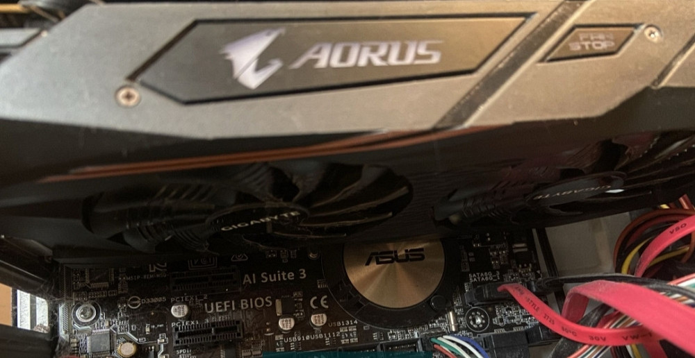 Видеокарта AORUS RX 570 4Gb. Киев - изображение 3