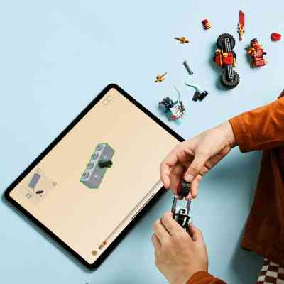 Конструктор LEGO NINJAGO Швидкісна гонка Кая на мотоциклі (71838) Вінниця