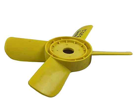 Вентилятор Москвич 412 (4 лопасти, желтые) радиатора Мукачево