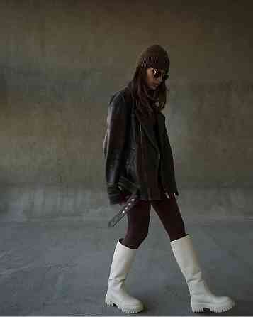 Стильні чоботи зимові жіночі натуральна шкіра на низькому ходу молочні р. 38-40 / Чоботи на зим Коломия