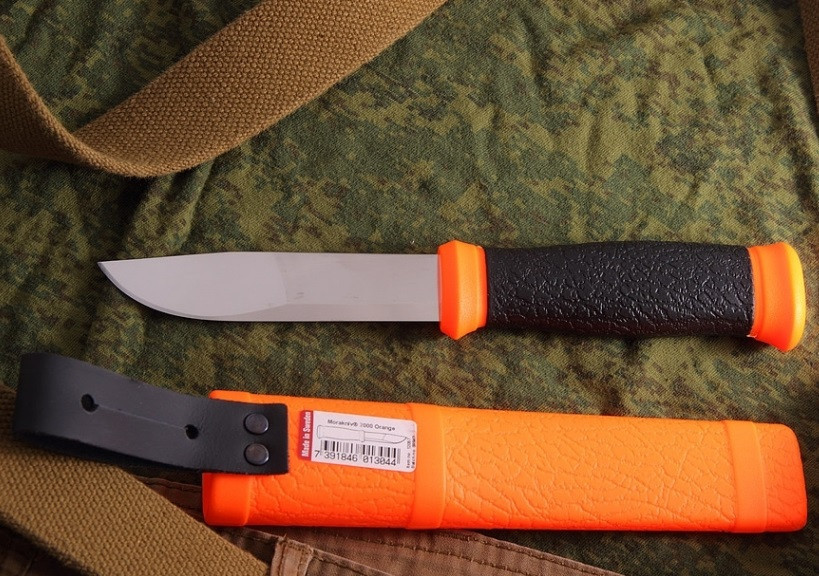 Туристический Нож усиленный с кобурой Morakniv 