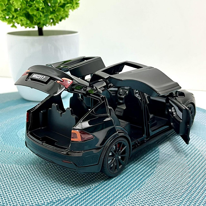 Машина Автосвіт Tesla Model X інерційна відчиняються двері капот багажник 17см Чорний (AP-2004) Чернігів - фото 6