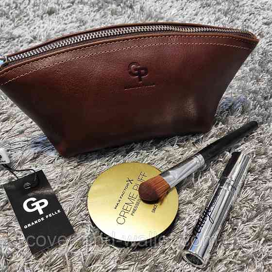 Стильная кожаная женская косметичка красного цвета Grande Pelle 805660 Киев