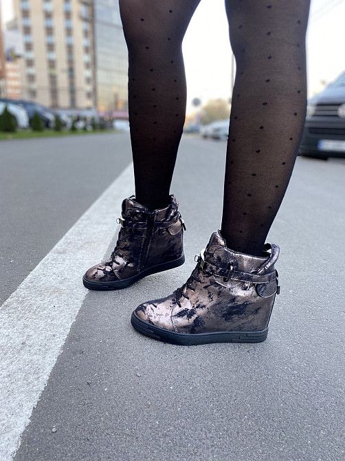 Снікерси жіночі Gofc бронзовий еко-шкіра платформа 8см 38р. (KLS-103) Коломыя - изображение 1