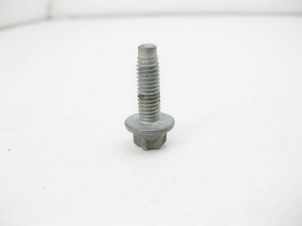 Mercedes-Benz  N000000007701 Болт із головкою торкс M6 x 20 mm S-Class C217 W222 E-Class C207 W213 C238 C-Class W205 CLS C257 A-Class W177 Одеса - фото 4