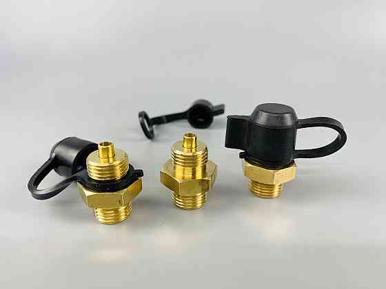 Клапан зливу конденсату М16х1.5, із захисним гумовим ковпачком (латунь) Мукачево