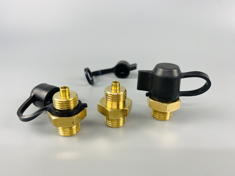 Клапан зливу конденсату М16х1.5, із захисним гумовим ковпачком (латунь) Мукачево - фото 3