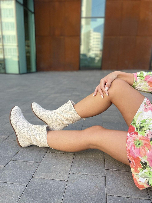 Nivelle Черевики жіночі NIVELLE бежеві шкіра натуральна висота 21см обхват 32-34см розмір 37 (5 Коломия - фото 5