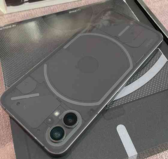 Смартфон Nothing Phone 1 8/256 повний комплект 
+ навушники Nothing Ear Киев