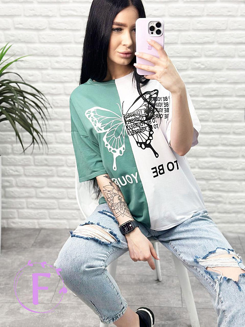 Двухцветная футболка 