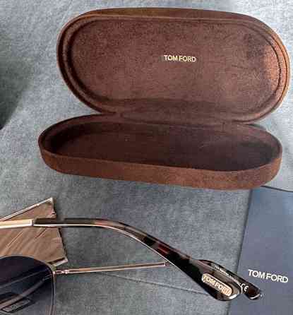 Сонцезахисні окуляри Tom Ford Київ