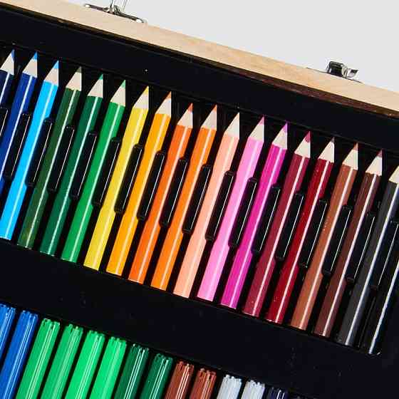 Большой художественный набор для рисования 220 предметов в деревянном кейсе для детей и взрослых творчество Киев