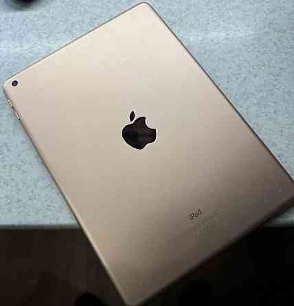 Планшет Apple iPad Air 6 поколения A1893 Киев