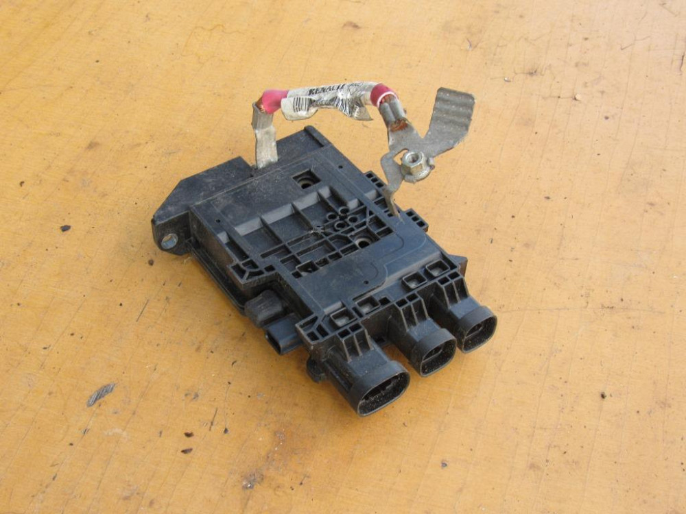 Блок запобіжників Renault Megane III 2008-2015 (243800011R) Ковель - фото 3