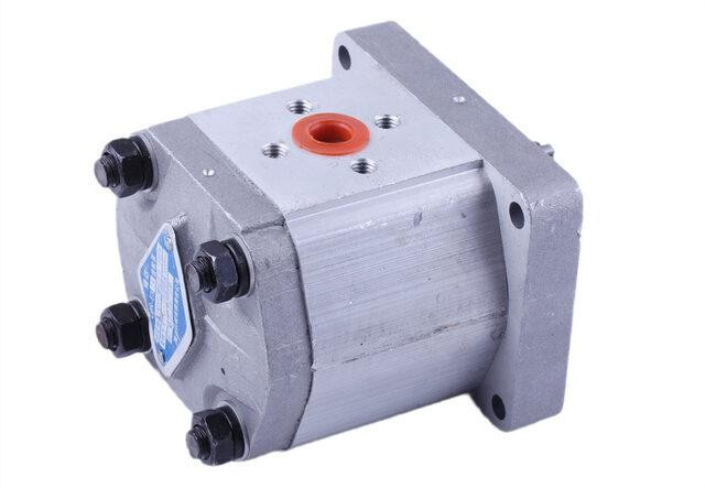 Насос шестеренчатый 314  левый, шлиц, боковой выход Мукачево - изображение 2