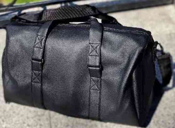 Спортивна сумка з відділенням для взуття чорного кольору 52*30*30 см. Харків