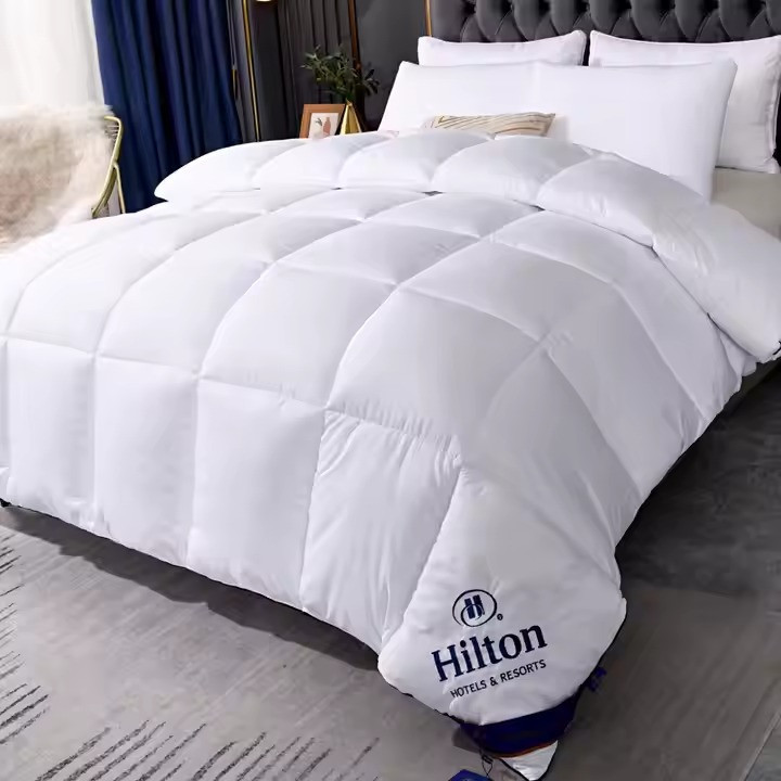 Ковдра двоспальна біла Hilton 200×230 см.Готельна для дому та готелів 2кг,силіконовий наповнювач, силіконовий наповнювач Кам'янець-Подільський - фото 1