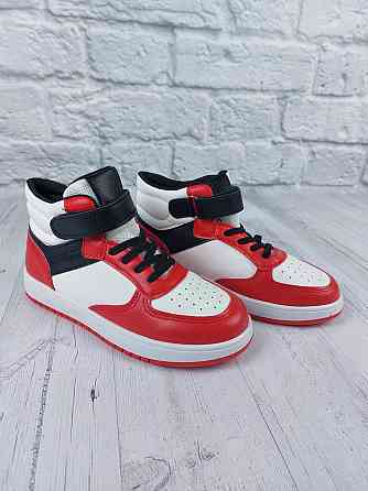Детские демисезонные кроссовки хайтопы красно-белые для мальчиков 31,33,34,36 Николаев