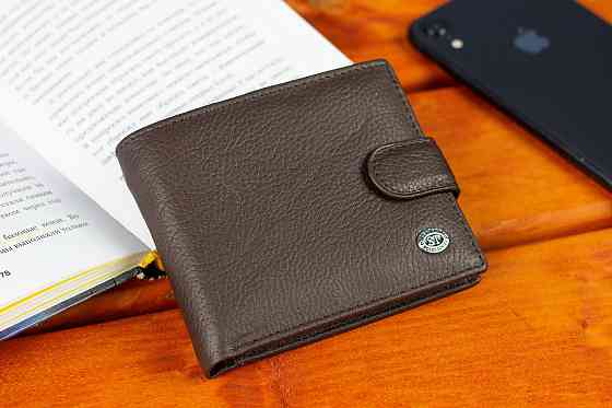 Кожаное мужское портмоне на кнопке ST Leather ST104 Коричневое Киев