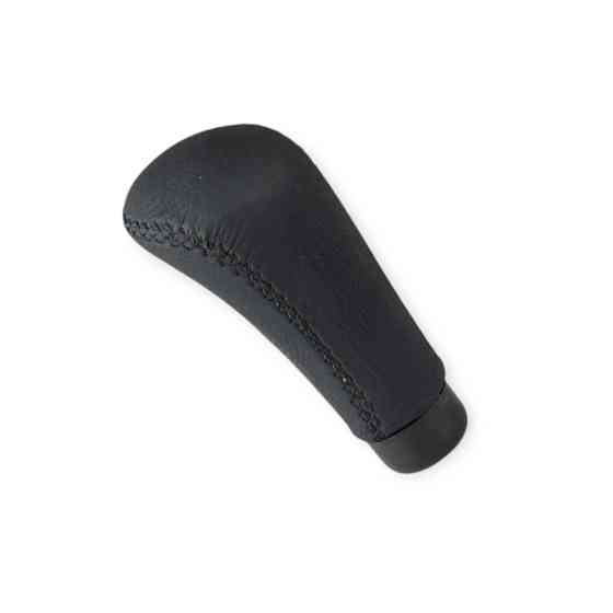 Накладка на кпп ручку універс. шкіра чорна F 250119 / AX-J2384 Мукачево