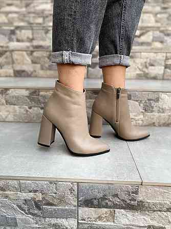 Nivelle Шкіряні черевики жіночі з натуральної шкіри демісезонні весна-осінь 6093/48 бежеві на п Коломия