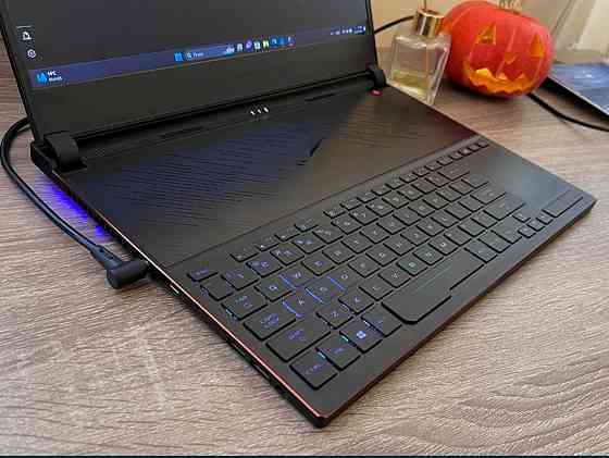 Эксклюзив ! Игровой ноутбук Asus ROG Zephyrus S(RTX 2070,3060,3070). Киев