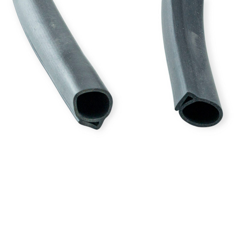 Ущільнювач ЮМЗ двері Мукачево - фото 1